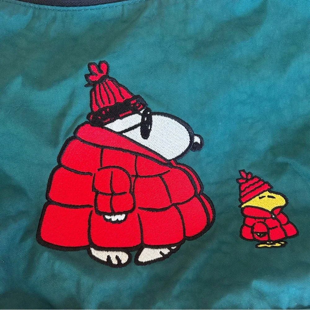 Baggu Snoopy Medium Crescent Bag - Picture 2 of 4